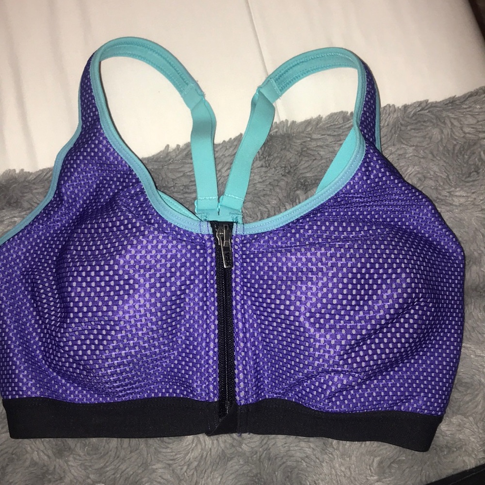 Victoria Secret sports bra